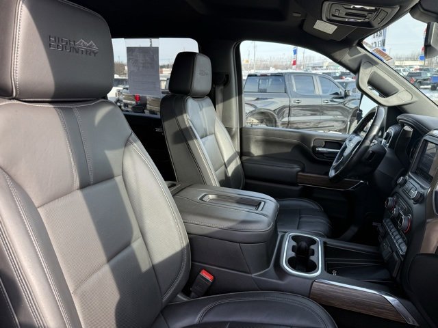 Used 2022 Chevrolet Silverado 2500 High Country w/ Safety Package II image 29