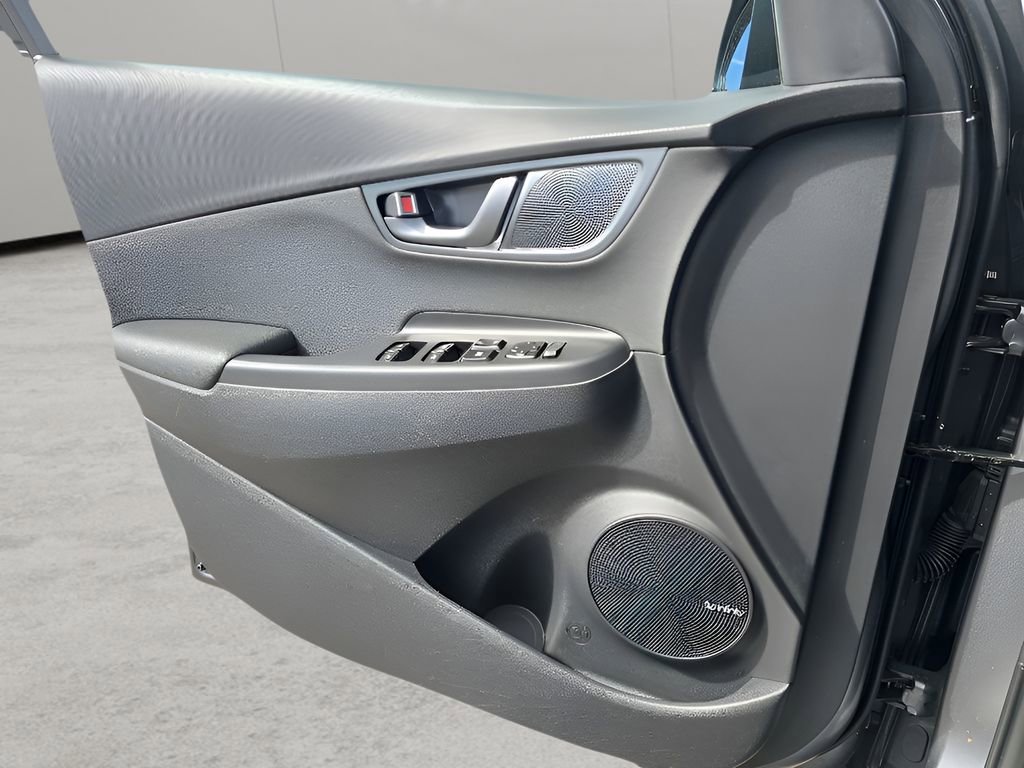 Used 2019 Hyundai Kona Ultimate image 18