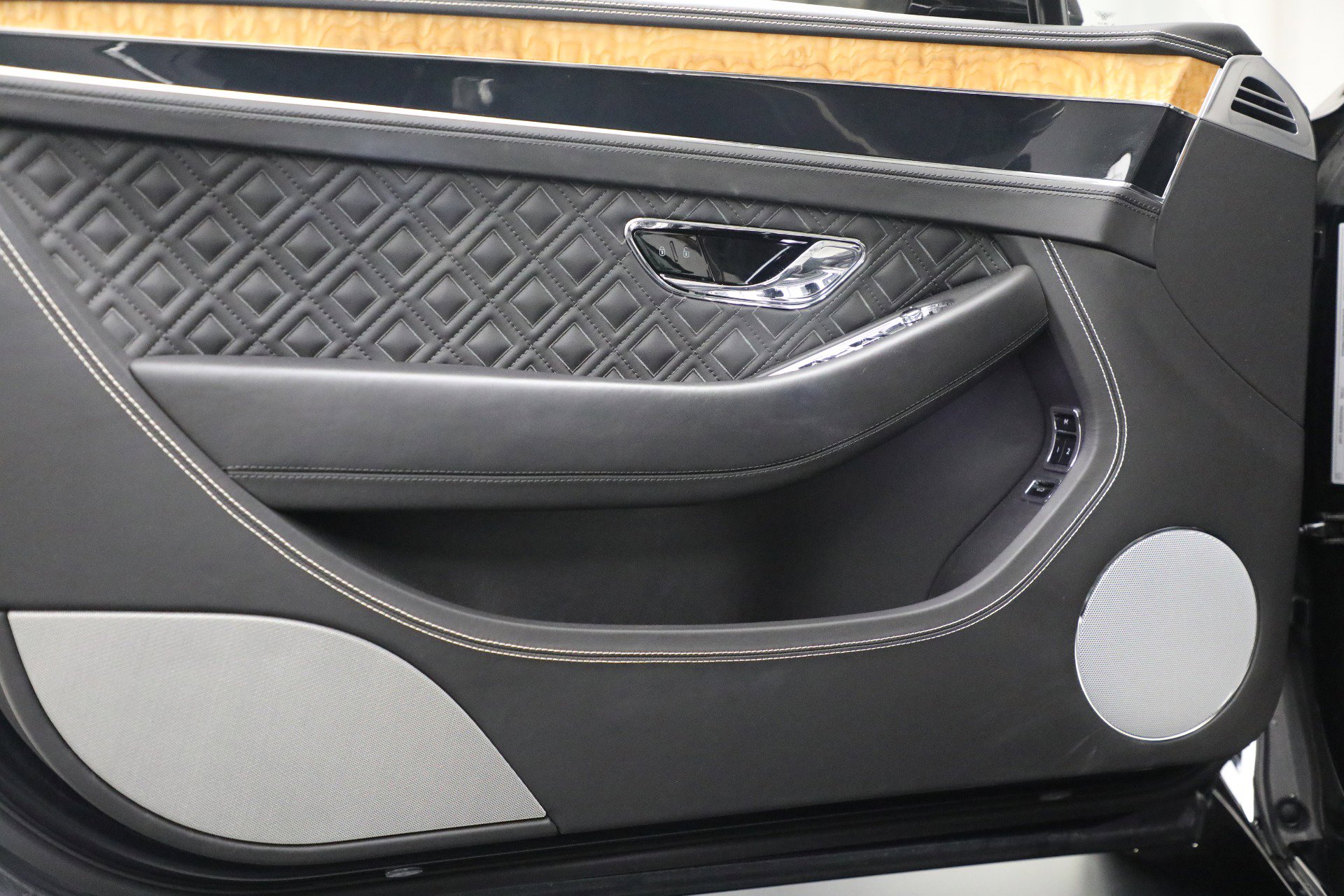 Certified 2020 Bentley Continental GT image 25