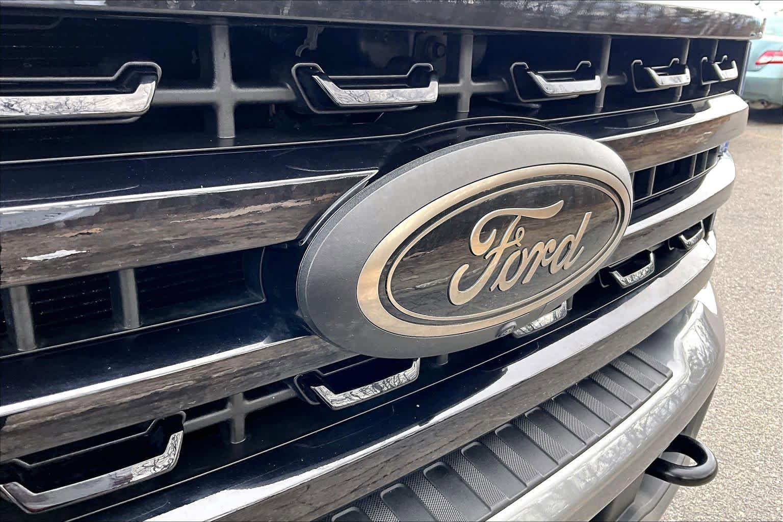 Used 2024 Ford F250 XLT w/ Black Appearance Package image 28