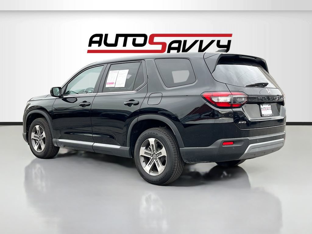 Used 2025 Honda Pilot EX-L image 5