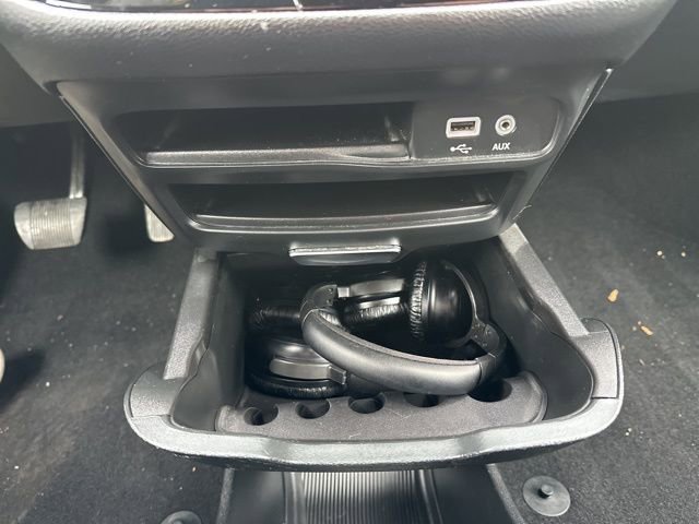 Used 2019 Chrysler Pacifica Touring Plus w/ S Appearance Package image 28