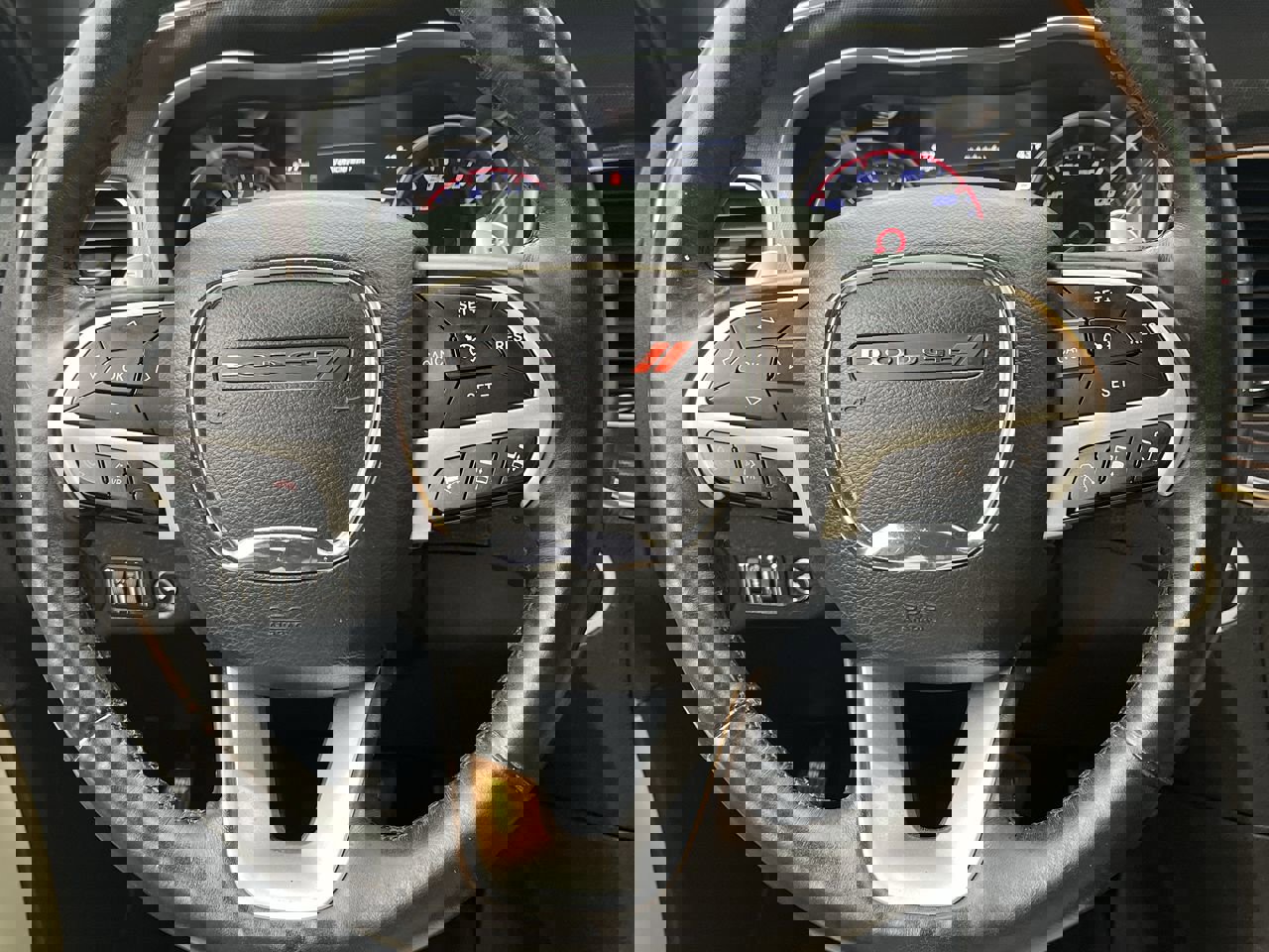 Used 2015 Dodge Charger SXT w/ AWD Plus Group image 14