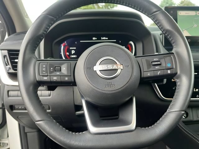 Certified 2024 Nissan Rogue Platinum AWD/4WD image 17