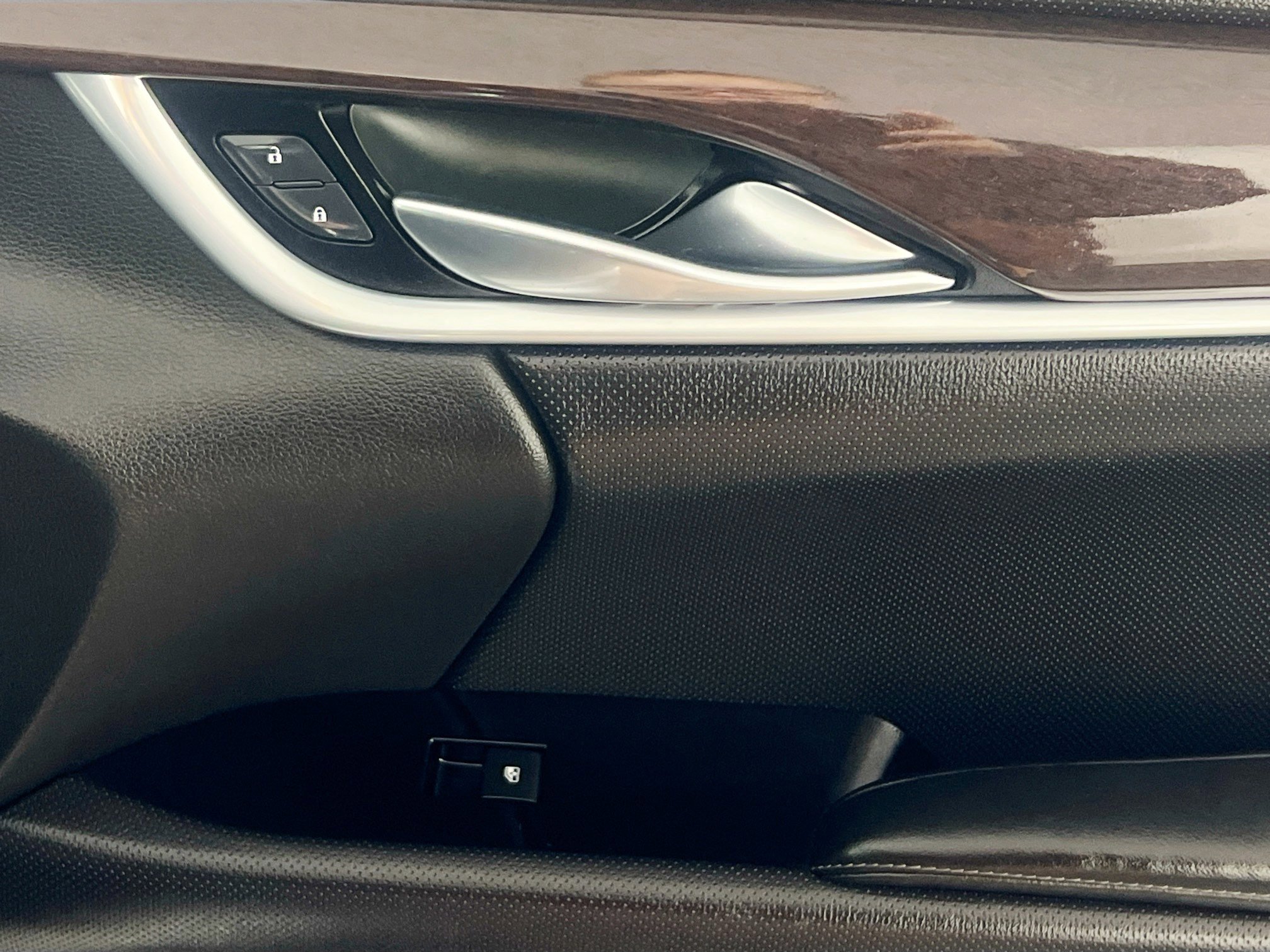 Used 2017 Cadillac XTS Luxury image 32