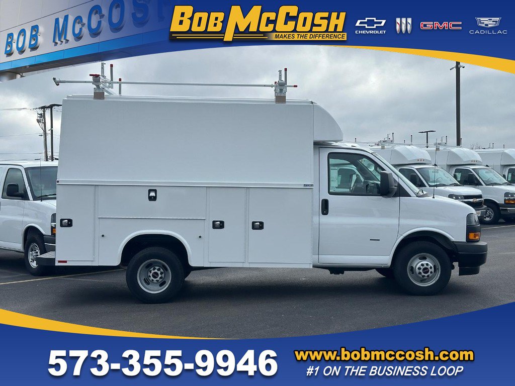 New 2024 GMC Savana 3500 w/ Power Convenience Package