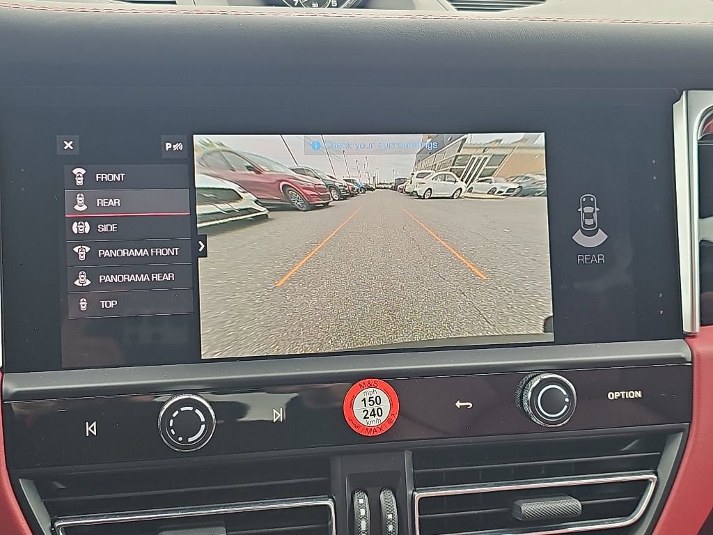 Used 2024 Porsche Macan S AWD/4WD image 9