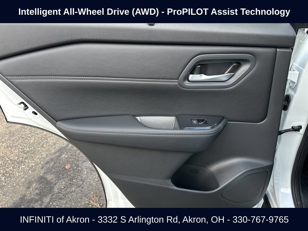 Used 2026 Nissan Rogue SV w/ SV Premium Package AWD/4WD image 35