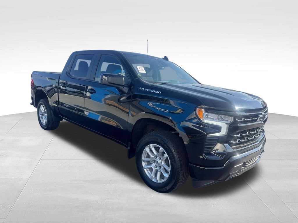 Used 2023 Chevrolet Silverado 1500 RST w/ Protection Package AWD/4WD image 17