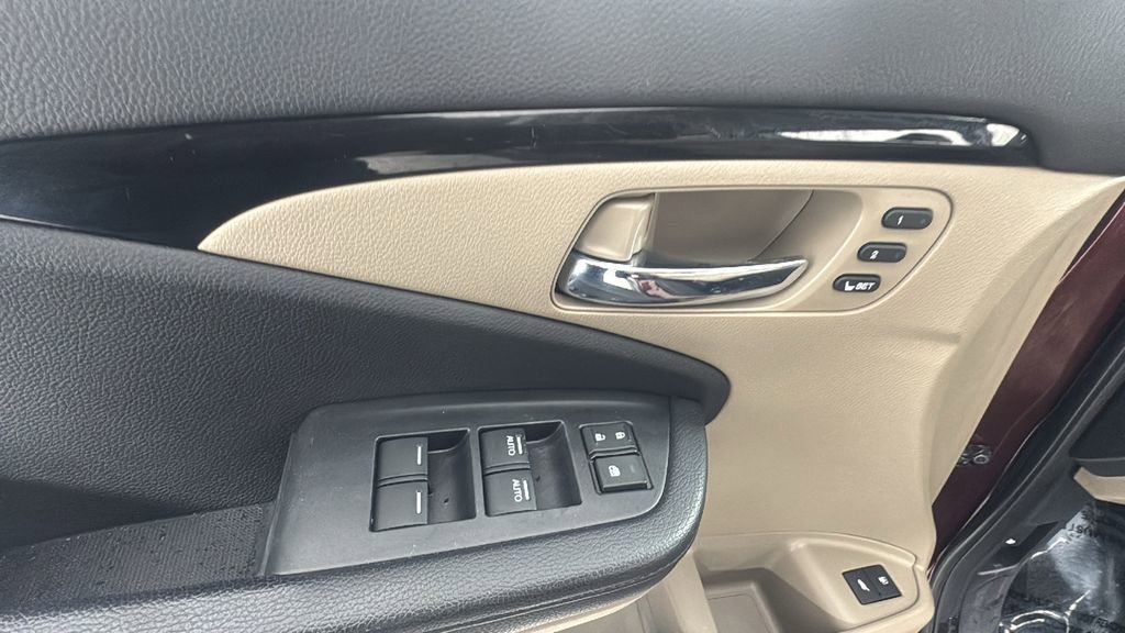 Used 2016 Honda Pilot Touring image 21