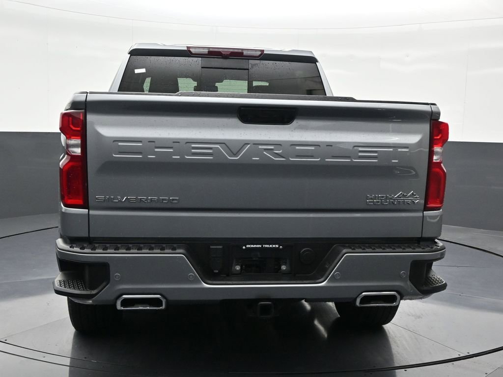 Used 2024 Chevrolet Silverado 1500 High Country RWD image 4