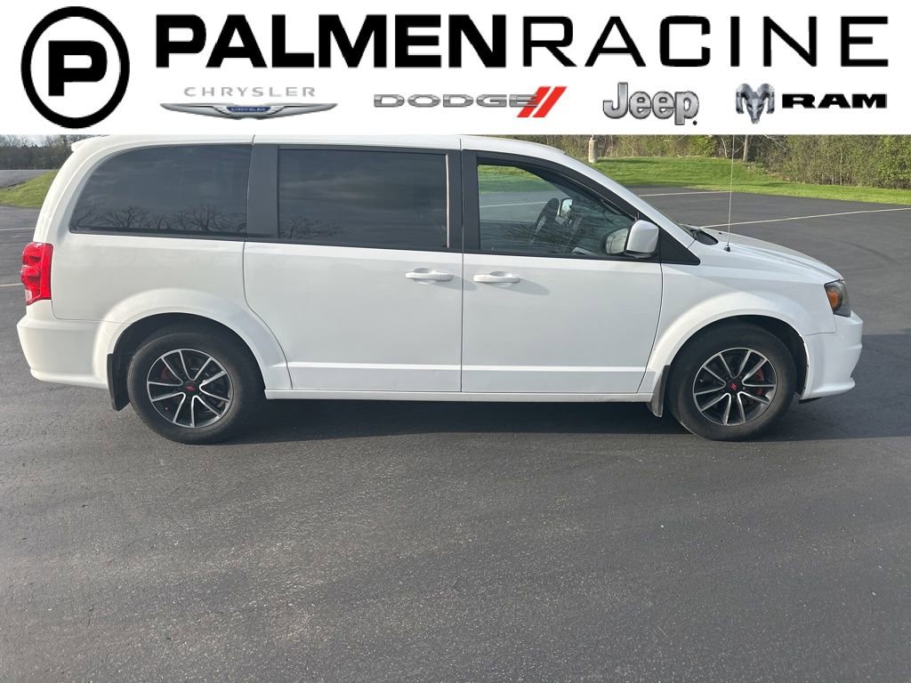Used 2019 Dodge Grand Caravan SXT w/ Blacktop Package FWD image 1