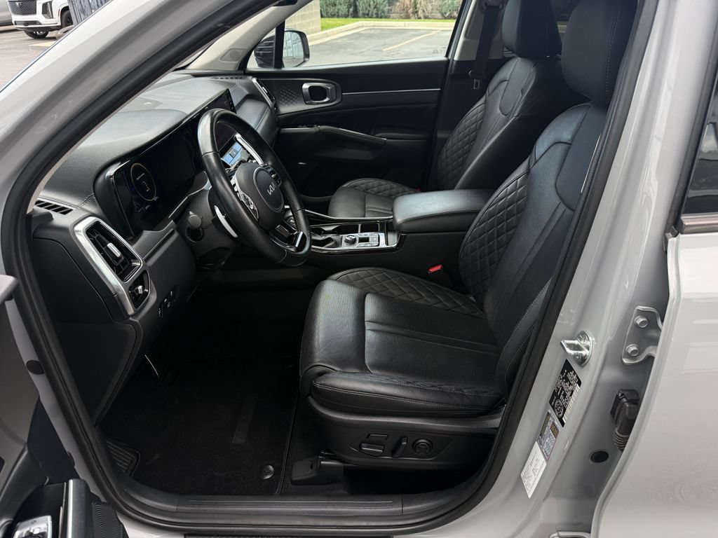 Used 2022 Kia Sorento SX Prestige AWD/4WD image 17
