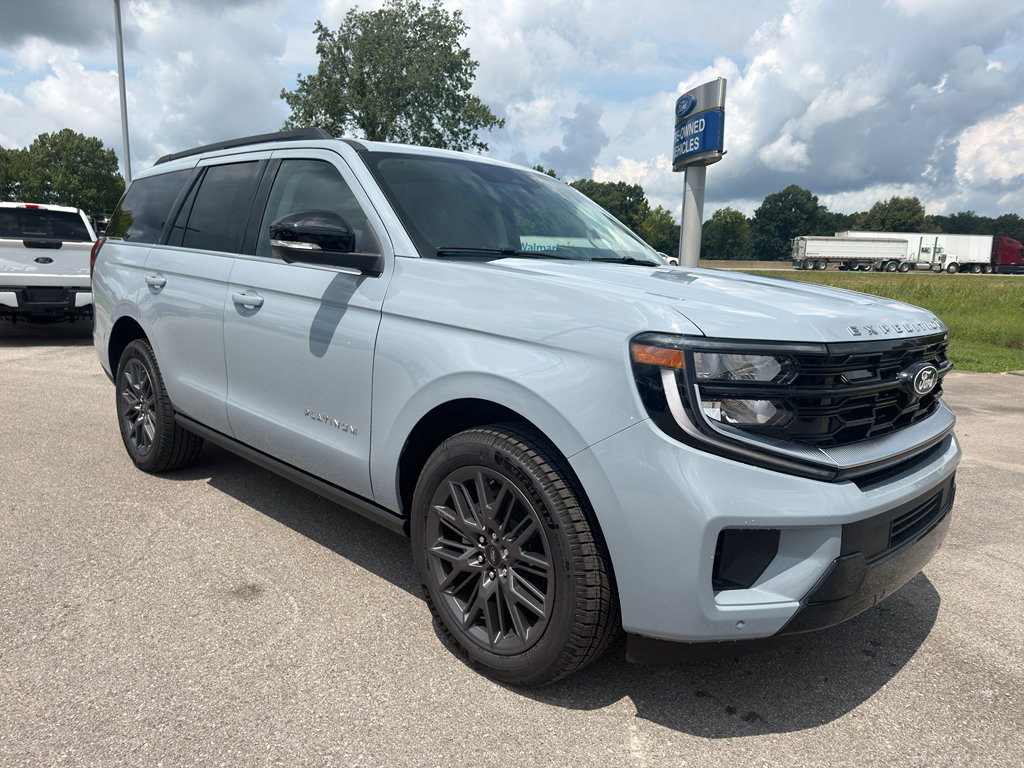 New 2027 Ford Expedition Platinum w/ Driver's Package AWD/4WD image 3