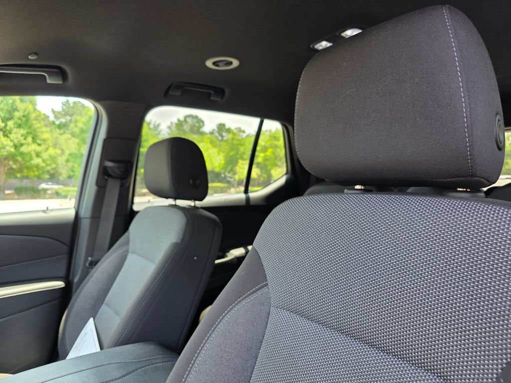 Certified 2023 Chevrolet Traverse LT FWD image 13