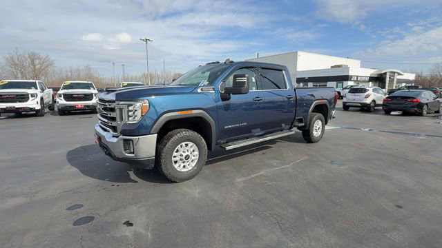Used 2021 GMC Sierra 2500 SLE w/ SLE Value Package; image 4