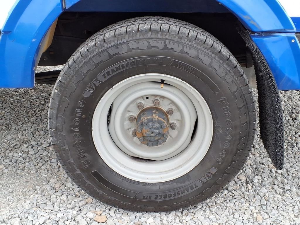 Used 2023 Ford E-350 and Econoline 350 Super Duty w/ Power Windows & Locks Group RWD image 16