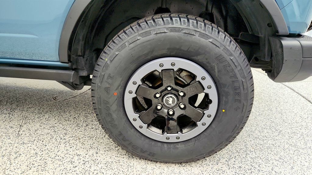 Used 2021 Ford Bronco Badlands image 9
