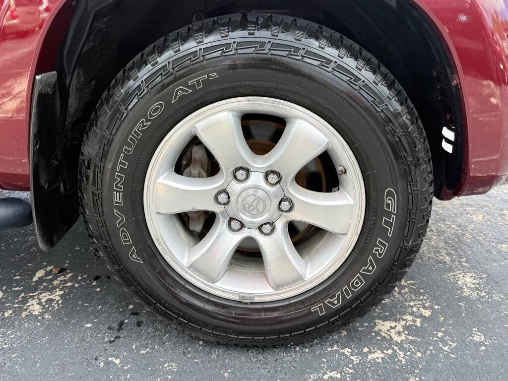 Used 2008 Toyota 4Runner SR5 RWD image 28