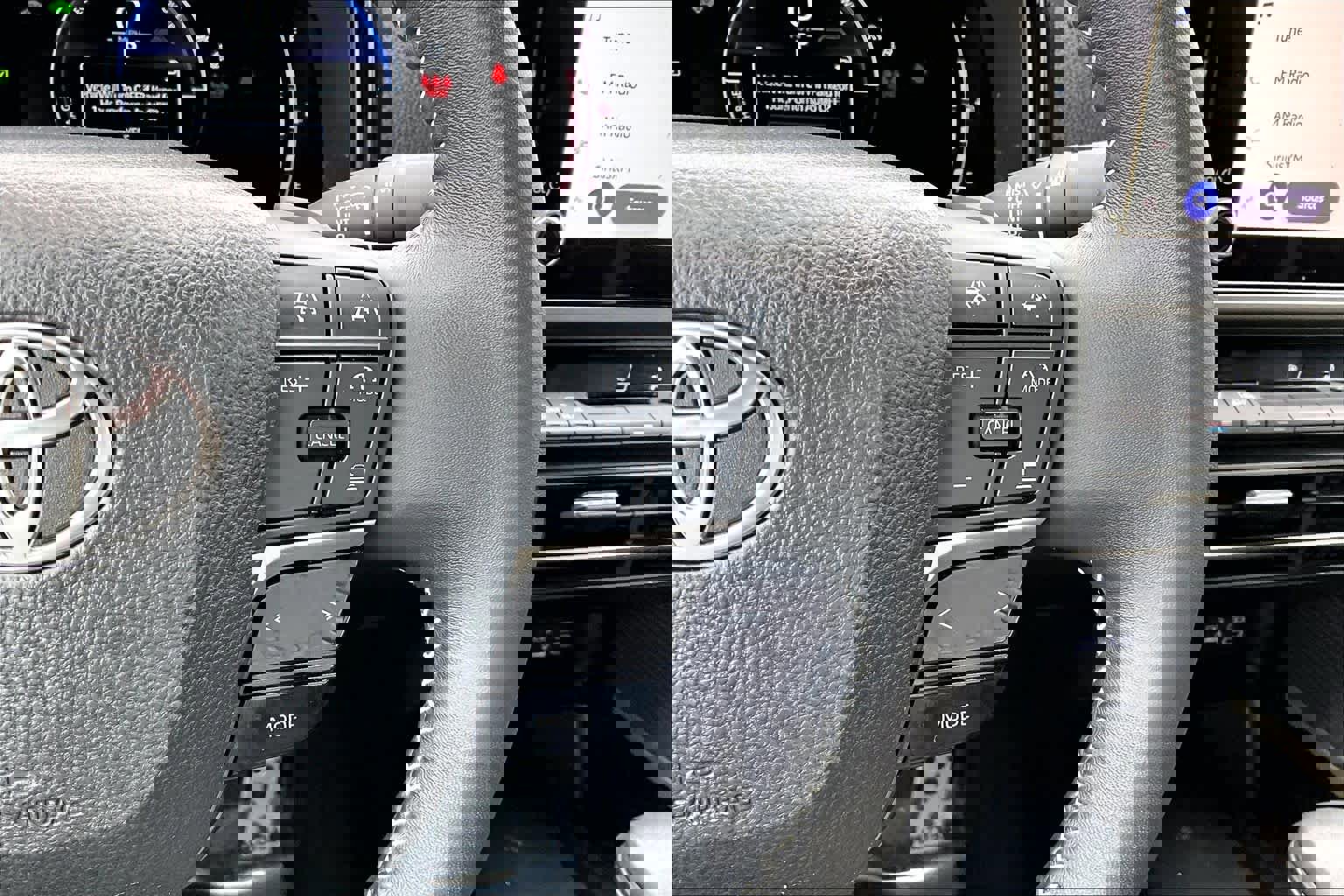 Certified 2025 Toyota Camry SE image 25