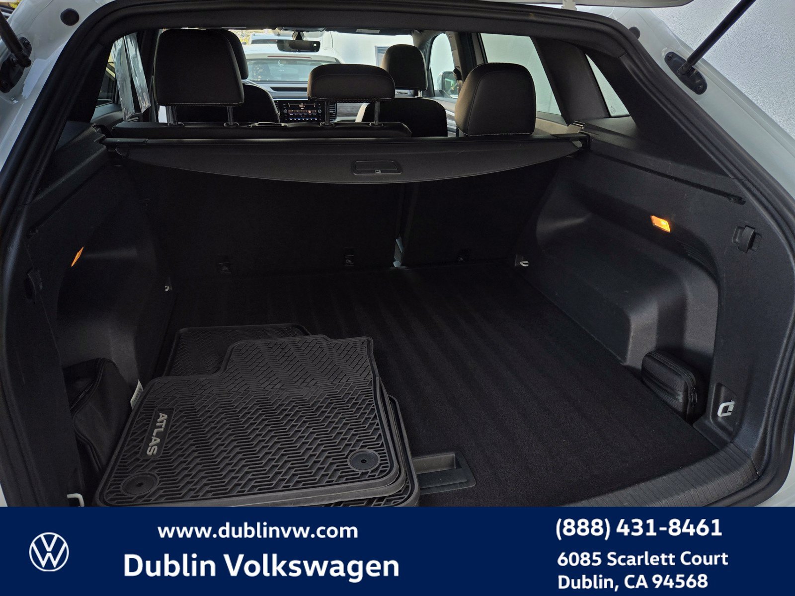 Certified 2022 Volkswagen Atlas Cross Sport SE FWD image 25