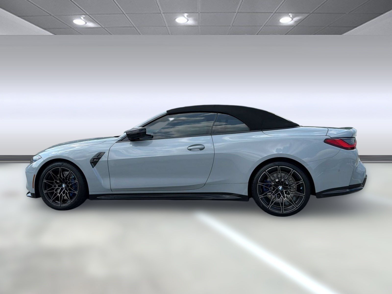 Used 2024 BMW M4 xDrive Competition AWD/4WD image 2