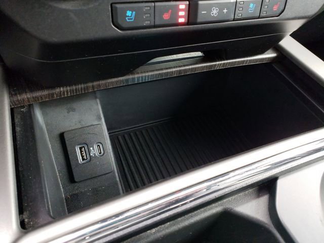 Used 2021 Ford F250 Lariat w/ Lariat Value Package image 24