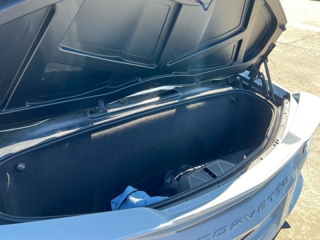 Used 2021 Chevrolet Corvette Stingray Premium Conv w/ Z51 Performance Package image 7