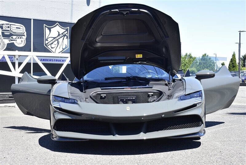 Used 2021 Ferrari SF90 Stradale image 25