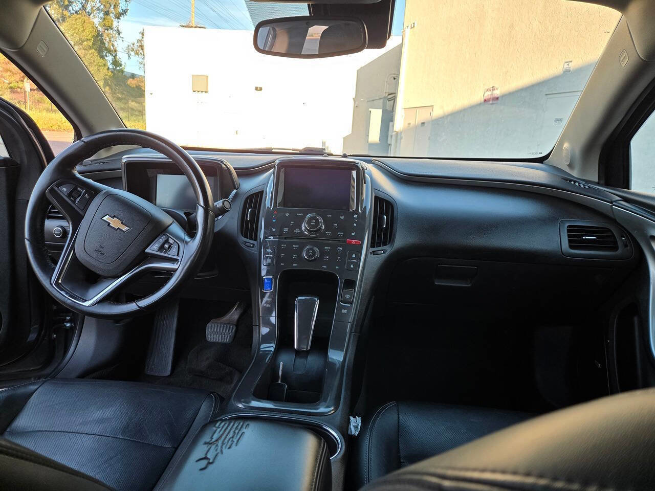 Used 2011 Chevrolet Volt Premium w/ Premium Trim Package image 33