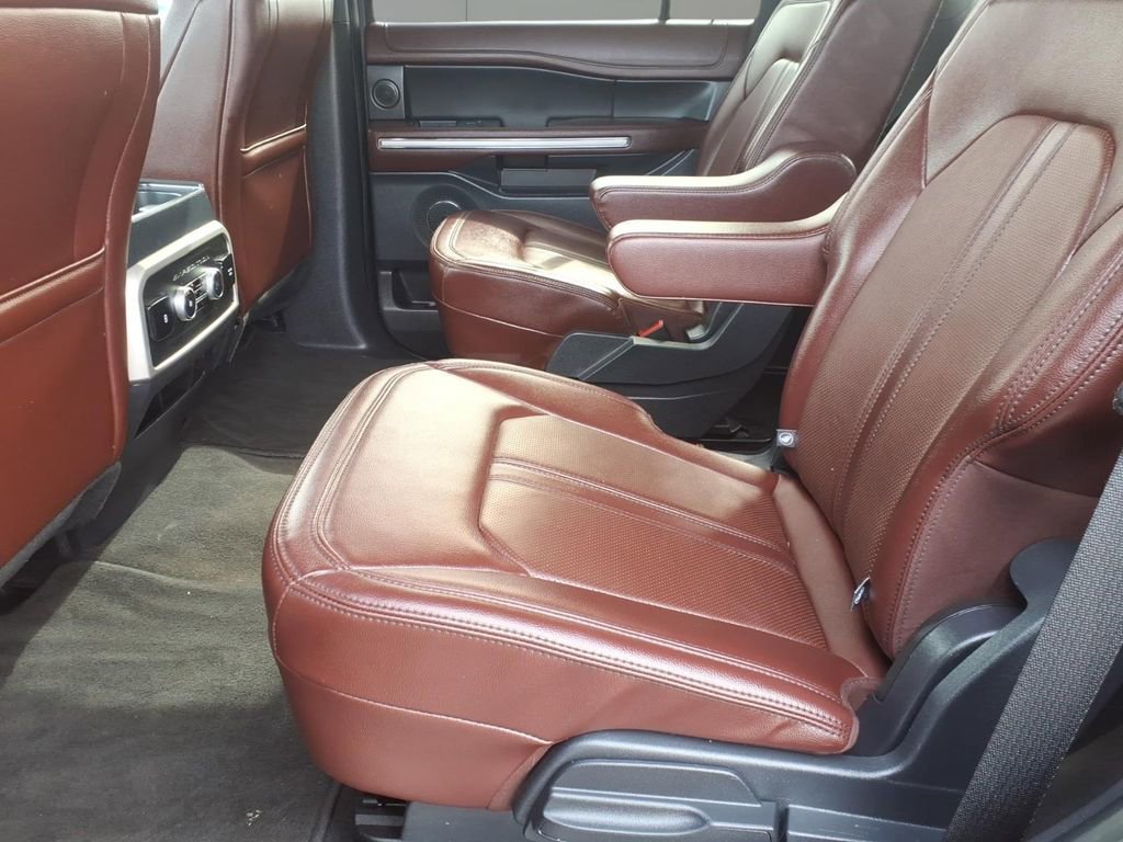 Used 2024 Ford Expedition Limited image 26