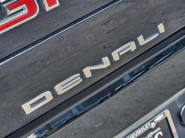 Used 2023 GMC Sierra 1500 Denali w/ Denali Reserve Package AWD/4WD image 12