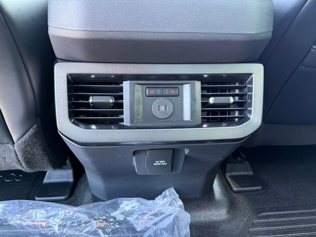 New 2026 Ford F250 4x4 Crew Cab Super Duty image 17