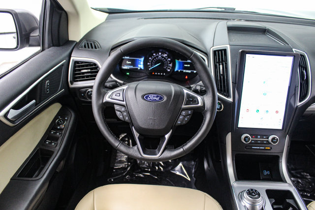 Used 2021 Ford Edge SEL w/ Cargo Accessory Package AWD/4WD image 19