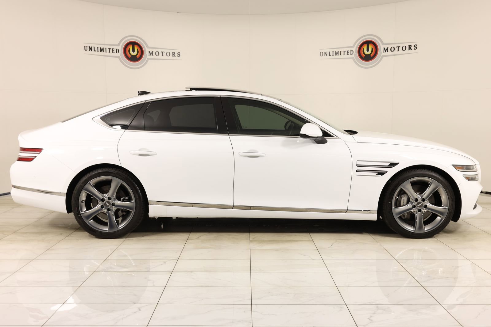 Used 2021 Genesis G80 3.5T w/ Prestige Package RWD image 2