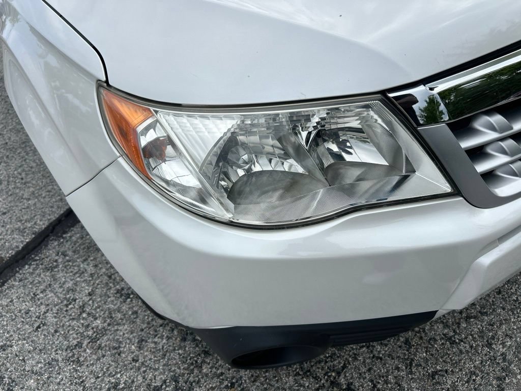 Used 2013 Subaru Forester 2.5X Premium AWD/4WD image 19