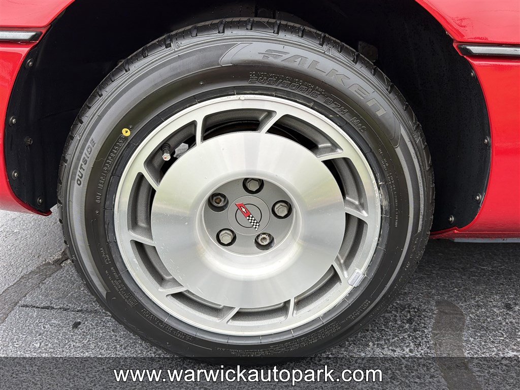 Used 1987 Chevrolet Corvette Coupe RWD image 28