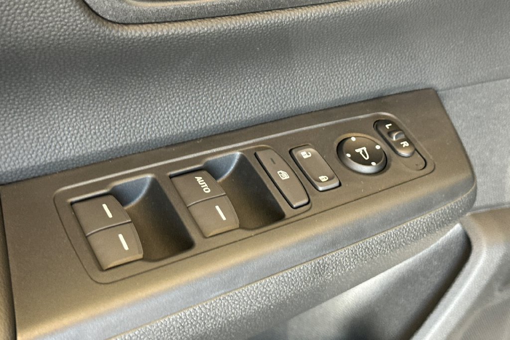 New 2027 Honda CR-V LX image 12