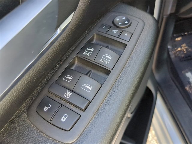 Used 2024 RAM 1500 Lone Star image 21