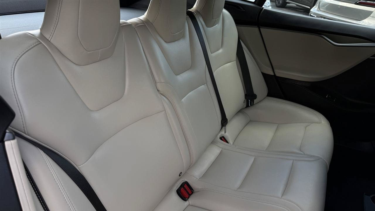 Used 2020 Tesla Model S Long Range AWD/4WD image 37