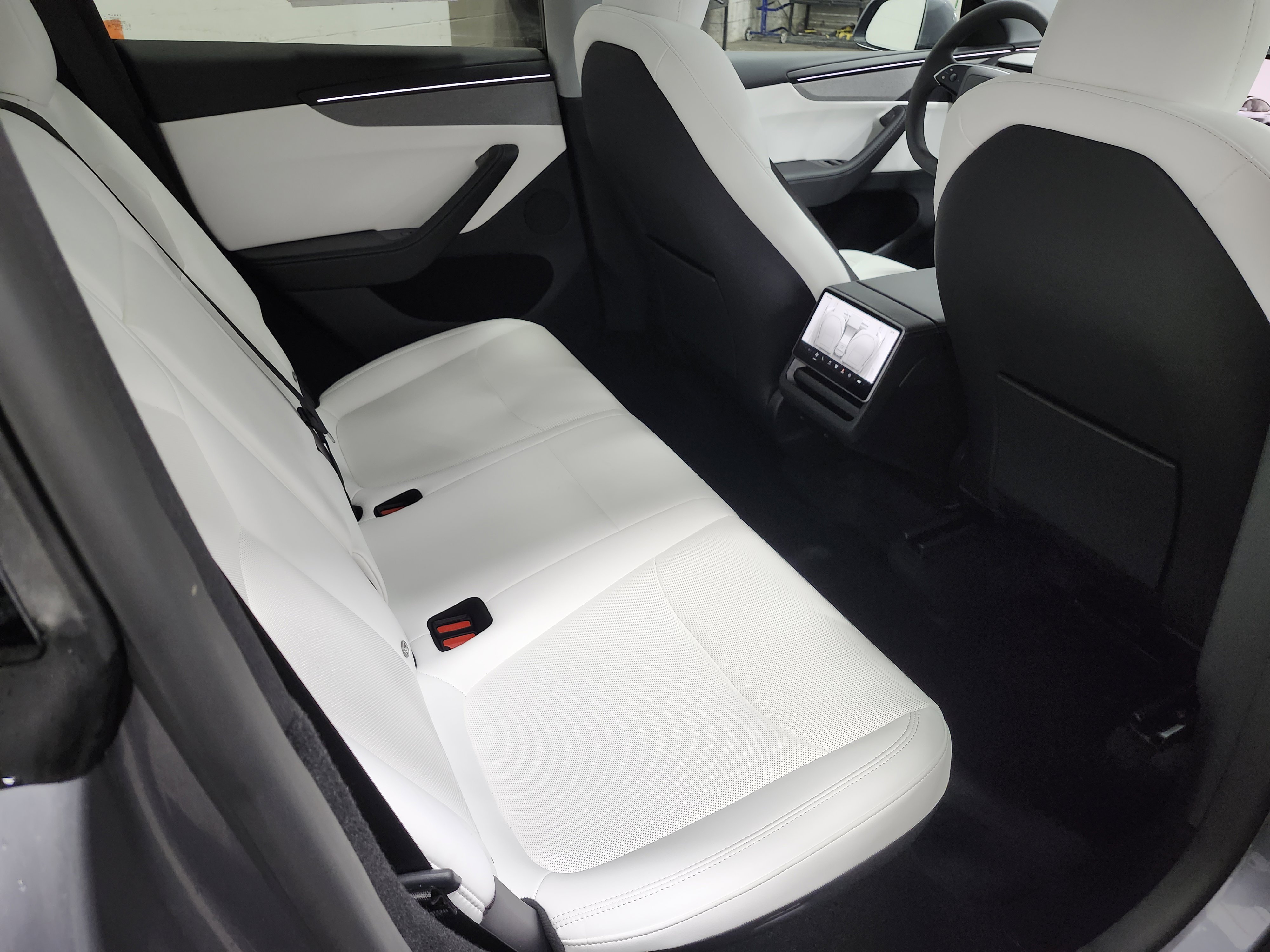 Used 2026 Tesla Model Y image 20