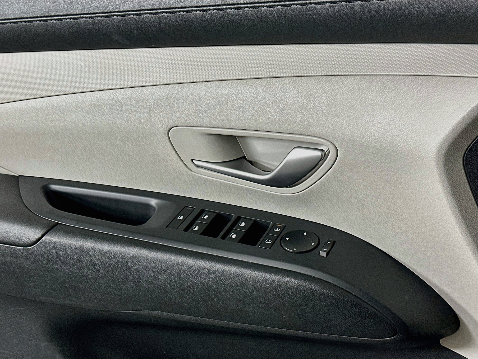 Used 2025 Hyundai Tucson SEL FWD image 15