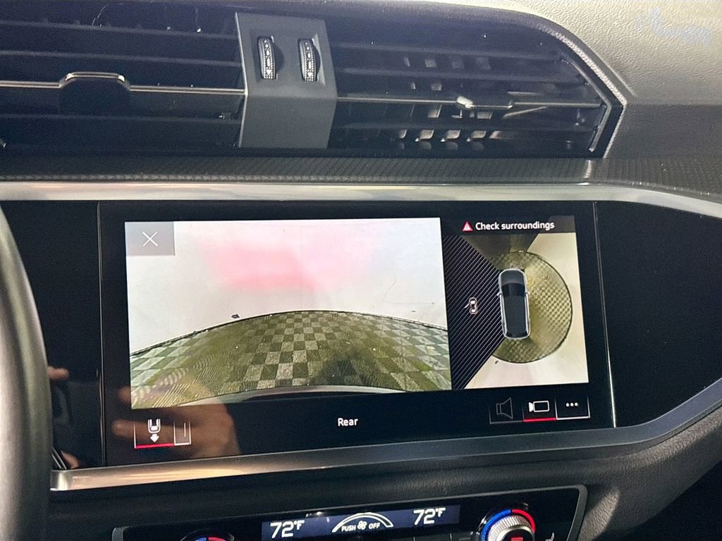 Used 2023 Audi Q3 2.0T Premium Plus w/ Premium Plus Package image 16