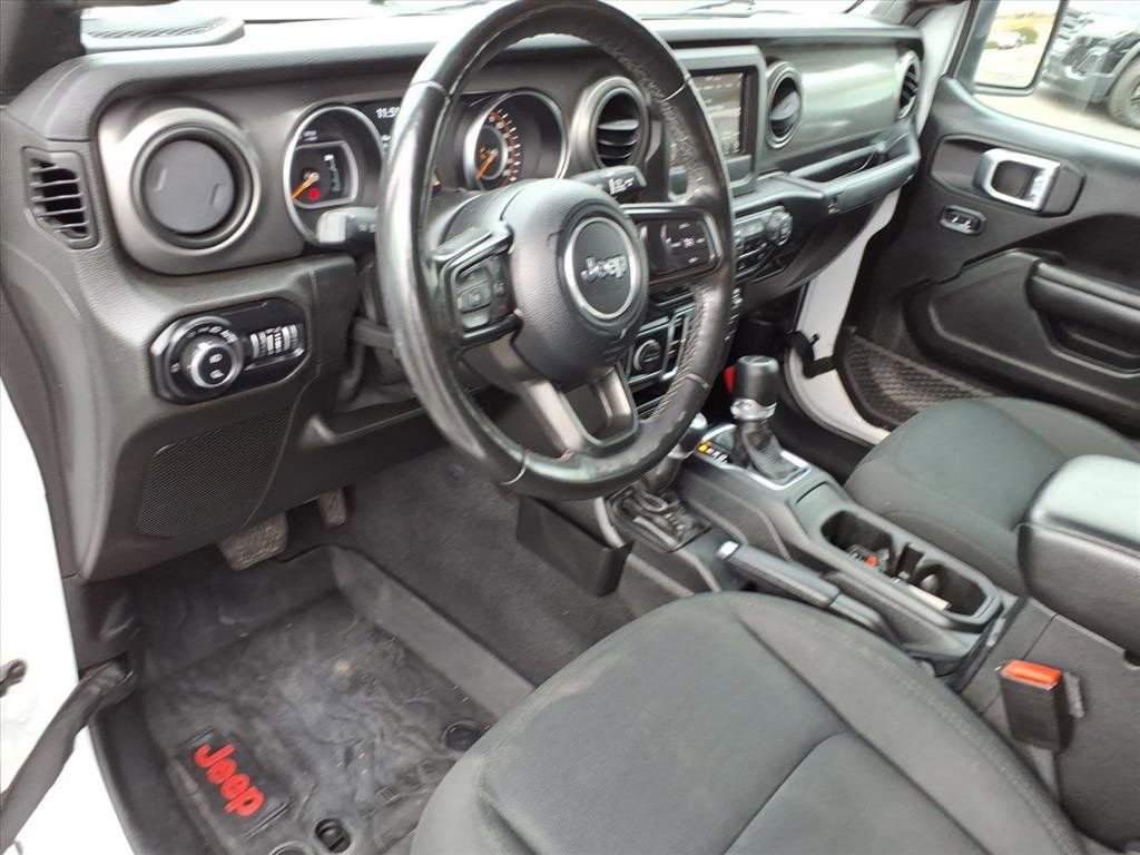 Used 2021 Jeep Gladiator Willys image 11
