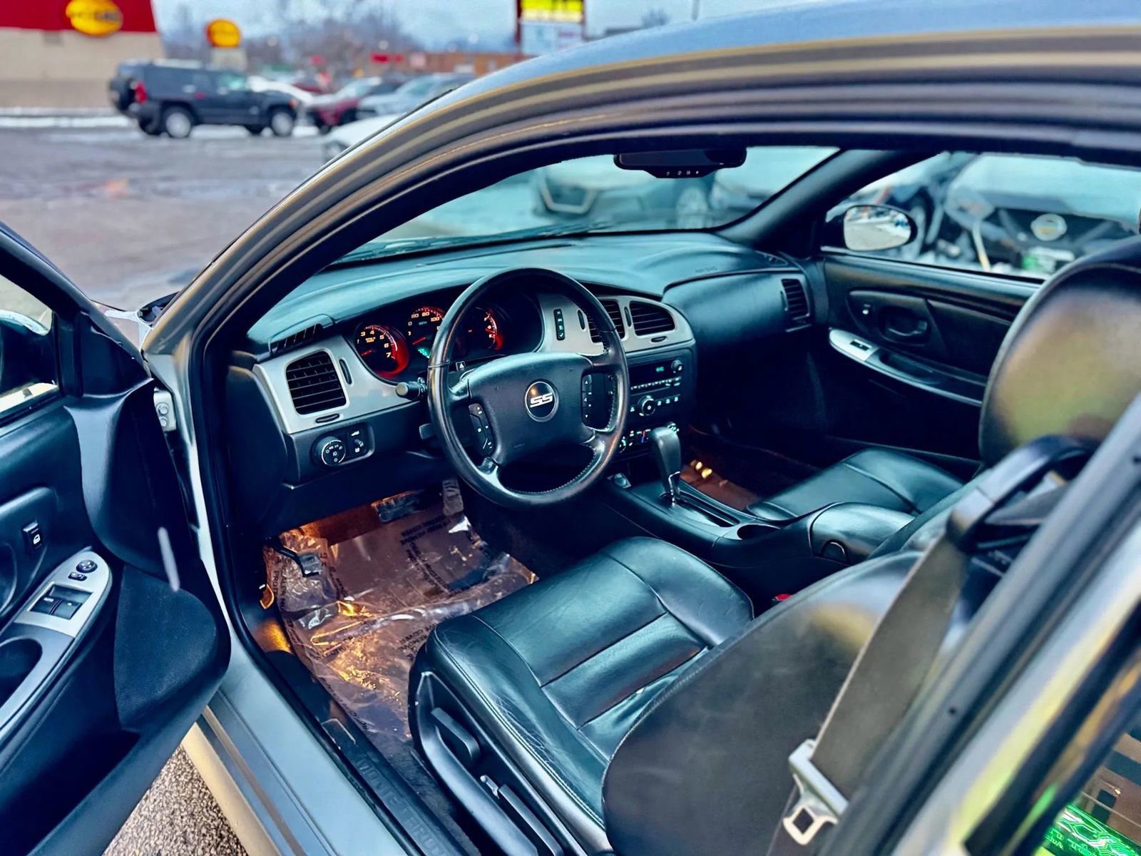 Used 2007 Chevrolet Monte Carlo SS w/ Black Rally Stripe Package image 14