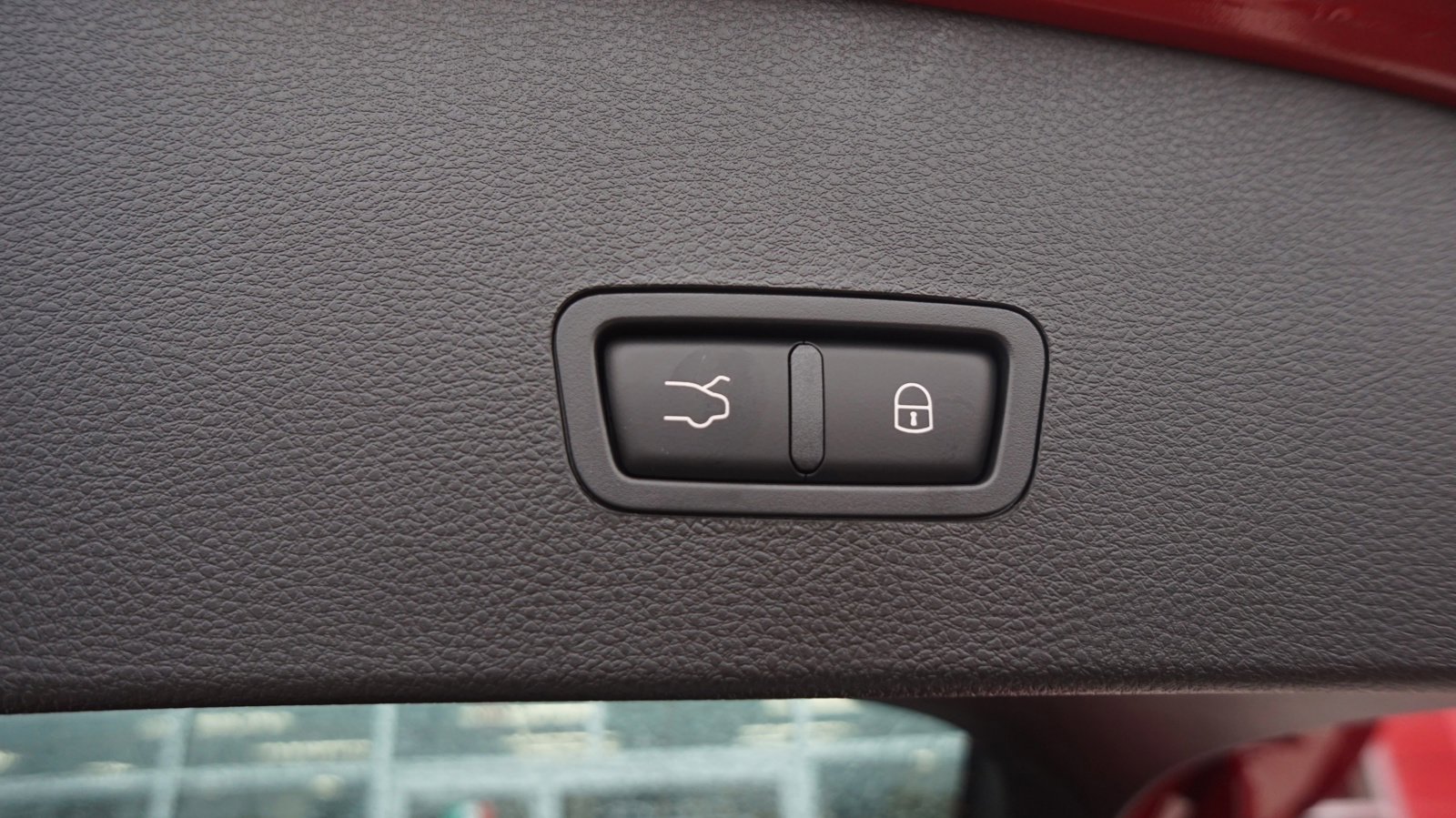 New 2024 Alfa Romeo Tonale Veloce image 11