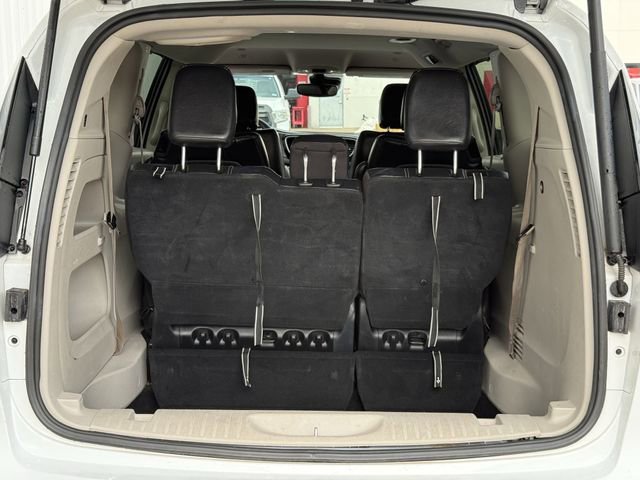 Used 2022 Chrysler Pacifica Touring-L image 31