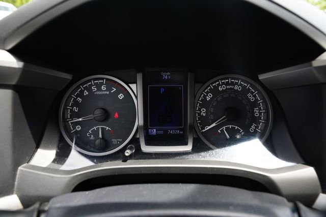 Used 2019 Toyota Tacoma SR5 RWD image 28