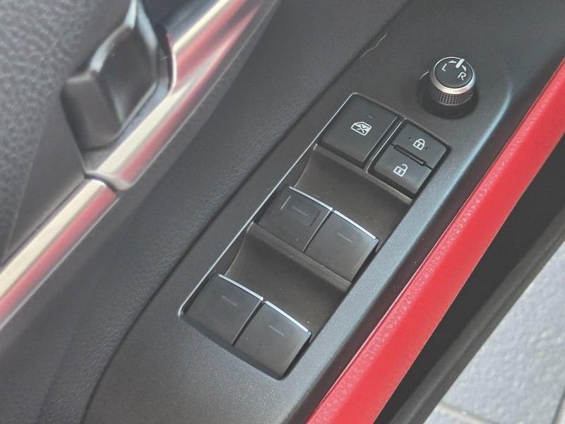 Used 2024 Toyota Camry XSE w/ Cold Weather Package FWD image 18