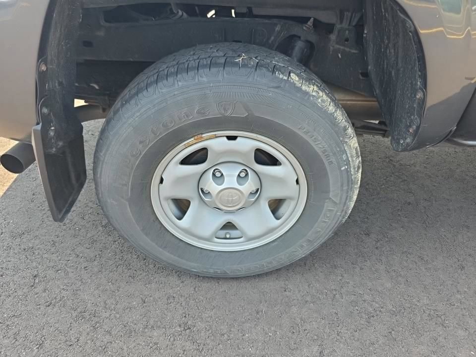 Used 2023 Toyota Tacoma SR AWD/4WD image 21